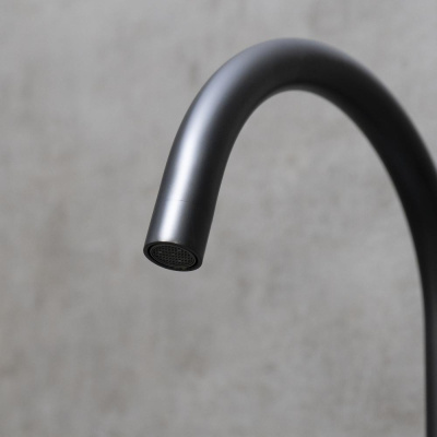 Смеситель Lemark Expert для кухни с поворотным изливом (LM5079BL) фото в интернет-магазине Русалия