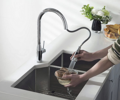 Смеситель для кухни с выдвижной лейкой Timo Saona хром (2336/00FL) фото в интернет-магазине Русалия