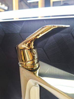 Смеситель для раковины AltroBagno Costanza 010214 Or AltroBagnoCostanza010214Or фото в интернет-магазине Русалия