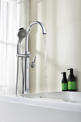 Смеситель для ванны Lemark Atlantiss (LM3244C) фото в интернет-магазине Русалия