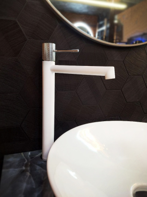 Смеситель для раковины AltroBagno Intento 010217 MW AltroBagnoIntento010217MW фото в интернет-магазине Русалия