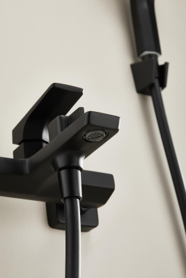 Смеситель для ванны HAIBA черный (HB60726-7) фото в интернет-магазине Русалия