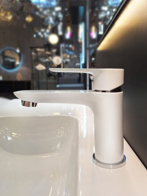 Смеситель для раковины AltroBagno Diretto 0107 Bi AltroBagnoDiretto0107Bi фото в интернет-магазине Русалия