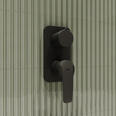 Встраиваемый смеситель с тремя выходами, черный матовый, Ray, IDDIS (RAYBL00i68) фото в интернет-магазине Русалия