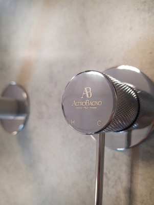 Смеситель для раковины AltroBagno Intento 010504 MW AltroBagnoIntento010504MW фото в интернет-магазине Русалия