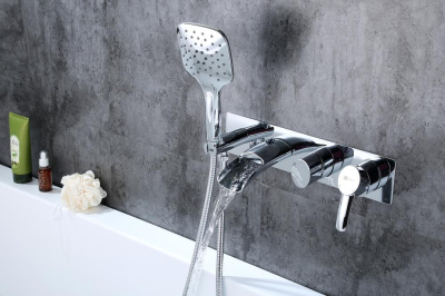 Смеситель для ванны с душем Lemark Atlantiss (LM3224C) фото в интернет-магазине Русалия