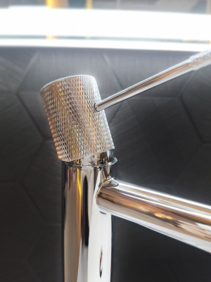 Смеситель для раковины AltroBagno Intento 010215 Cr AltroBagnoIntento010215Cr фото в интернет-магазине Русалия