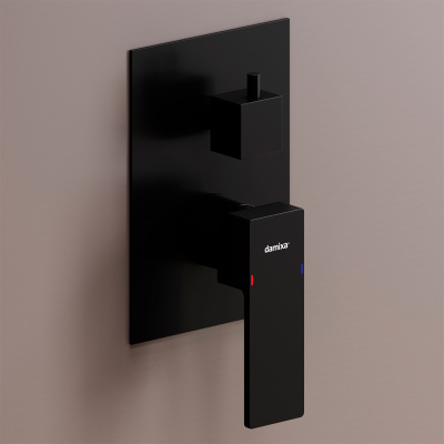 537100300 Gala встраиваемый смеситель для ванны - душа, чёрный Damixa фото в интернет-магазине Русалия