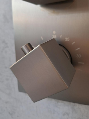 Душевая система с термостатом Lamberto 040411 GrMt AltroBagno фото в интернет-магазине Русалия