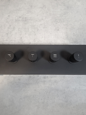 Душевая система с термостатом AltroBagno Metropoli 040401 NeOp AltroBagnoMetropoli040401NeOp фото в интернет-магазине Русалия