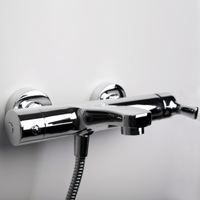 Berkel 4801 Смеситель для ванны с коротким изливом Wasserkraft фото в интернет-магазине Русалия