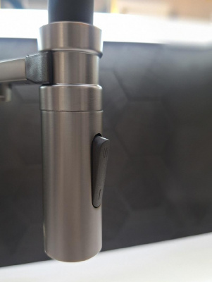 Смеситель для кухни с гибким изливом Flusso 050203 GrMt AltroBagno фото в интернет-магазине Русалия