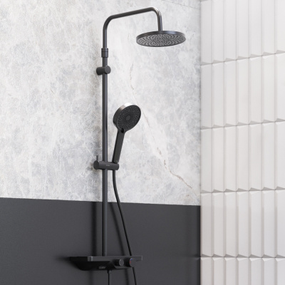 947730300 Apollo душевая система с ванно-душевым смесителем-полкой, черный фото в интернет-магазине Русалия