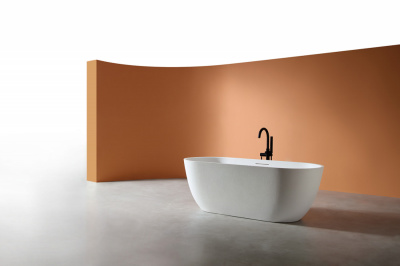 Ванна из искусственного камня ABBER Frankfurt AM9941 белая матовая 170х75х60 см фото в интернет-магазине Русалия