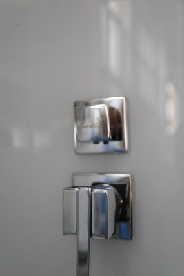 Кабина VIVA91 душевая Ceruttispa (90x90x215) фото в интернет-магазине Русалия