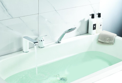 Смеситель для ванны Rossinka W (W40-39) фото в интернет-магазине Русалия