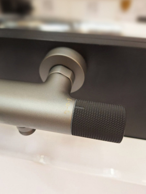 Смеситель для ванны AltroBagno Intento 0216 GrNe AltroBagnoIntento0216GrNe фото в интернет-магазине Русалия