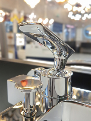 Смеситель для ванны AltroBagno Aperto 0207 Cr AltroBagnoAperto0207Cr фото в интернет-магазине Русалия