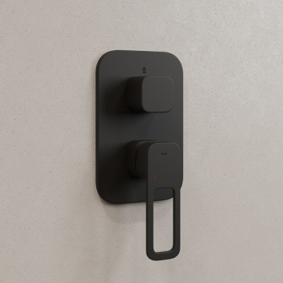 Встраиваемый смеситель с тремя выходами, черный матовый, Slide, IDDIS (SLIBL00i68) фото в интернет-магазине Русалия