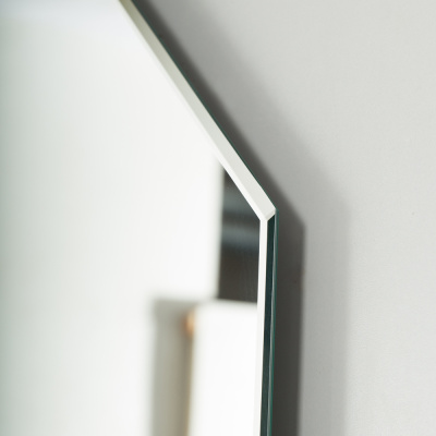 Зеркало со встроенной LED подсветкой  45078, 60x60x3 CEZARES фото в интернет-магазине Русалия