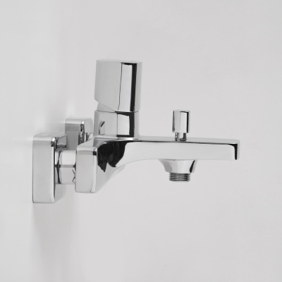 Naab 8601 Смеситель для ванны и душа Wasserkraft фото в интернет-магазине Русалия