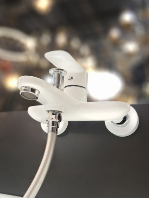 Смеситель для ванны AltroBagno Diretto 0209 Bi AltroBagnoDiretto0209Bi фото в интернет-магазине Русалия