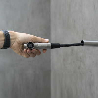 Смеситель Lemark Expert для кухни с вытягивающимся поворотным изливом (LM5085S) фото в интернет-магазине Русалия