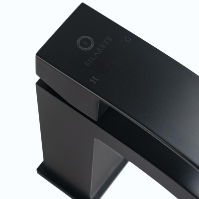 Смеситель для раковины FILARETE Waterfall FL5010BL, черный фото в интернет-магазине Русалия