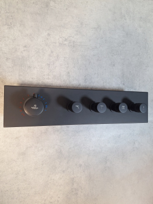 Душевая система с термостатом AltroBagno Metropoli 040401 NeOp AltroBagnoMetropoli040401NeOp фото в интернет-магазине Русалия