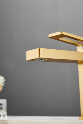 Смеситель для раковины HAIBA цвет: золотой (HB10732-5) фото в интернет-магазине Русалия