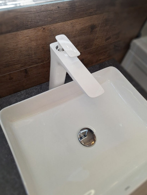 Смеситель для раковины AltroBagno Aperto 010207 Bi AltroBagnoAperto010207Bi фото в интернет-магазине Русалия