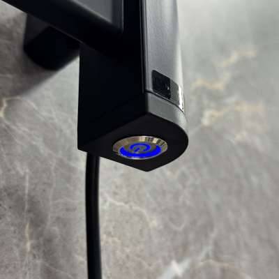 Полотенцесушитель электрический Fixsen BASIC 600х500 FX-7400B, черный FX-7400B фото в интернет-магазине Русалия