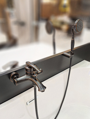 Смеситель для ванны с душем AltroBagno Beatrice 0205 BrNe AltroBagnoBeatrice0205BrNe фото в интернет-магазине Русалия