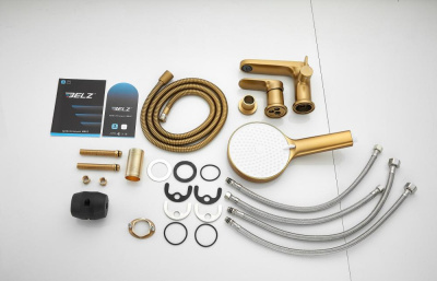 Смеситель для ванны BELZ на борт золотой (B66713-5) фото в интернет-магазине Русалия