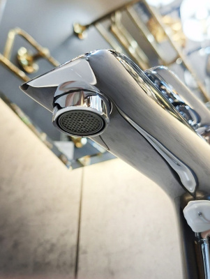 Смеситель для раковины AltroBagno Costanza 010218 Cr AltroBagnoCostanza010218Cr фото в интернет-магазине Русалия