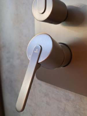 Душевая система Unione 040108 GrMt AltroBagno фото в интернет-магазине Русалия