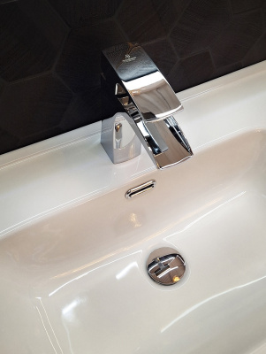 Смеситель для раковины AltroBagno Cascata 0110 Cr AltroBagnoCascata0110Cr фото в интернет-магазине Русалия