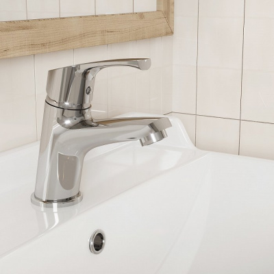 Смеситель для умывальника Milardo Sterm (STESB00M01) фото в интернет-магазине Русалия