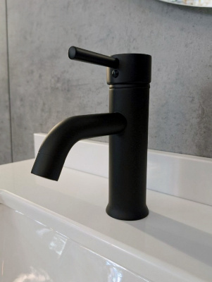 Смеситель для раковины AltroBagno Metropoli 0122 NeOp AltroBagnoMetropoli0122NeOp фото в интернет-магазине Русалия