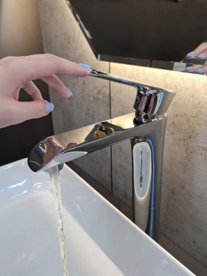 Смеситель для раковины AltroBagno Costanza 010218 Cr AltroBagnoCostanza010218Cr фото в интернет-магазине Русалия