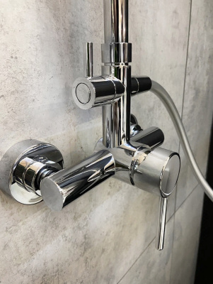 Душевая система AltroBagno Intento 030104 Cr AltroBagnoIntento030104Cr фото в интернет-магазине Русалия