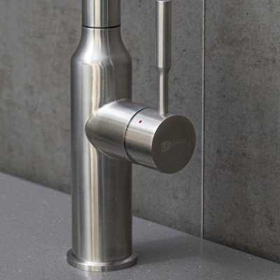 Смеситель Lemark Expert для кухни с вытягивающимся поворотным изливом (LM5085S) фото в интернет-магазине Русалия