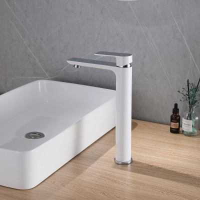 Смеситель ABBER Weiss Insel AF8011W для раковины, белый-хром фото в интернет-магазине Русалия