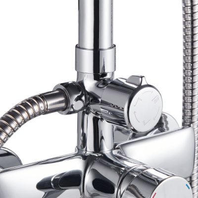 Душевая система Milardo с изливом Stripe (STRSB1FM06) фото в интернет-магазине Русалия