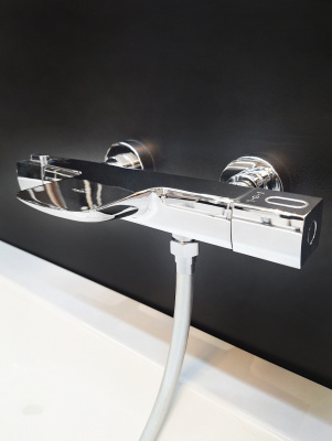 Смеситель для ванны с термостатом AltroBagno Aperto 020402 Cr AltroBagnoAperto020402Cr фото в интернет-магазине Русалия