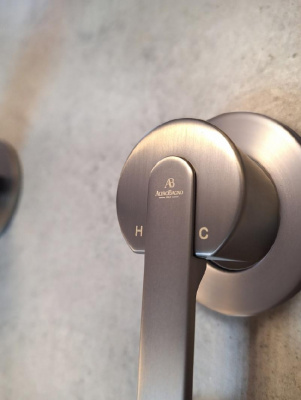 Смеситель для раковины Unione 010507 GrMt AltroBagno фото в интернет-магазине Русалия