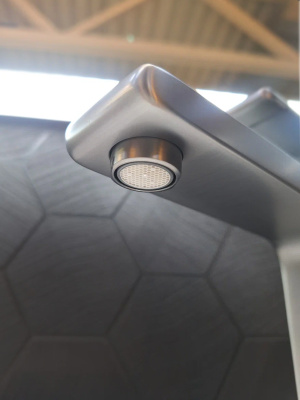 Смеситель для раковины AltroBagno Lamberto 010224 GM AltroBagnoLamberto010224GM фото в интернет-магазине Русалия