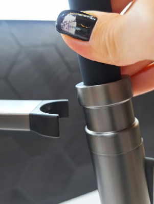 Смеситель для кухни с гибким изливом Flusso 050203 GrMt AltroBagno фото в интернет-магазине Русалия