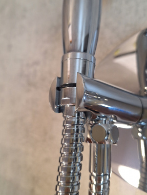 Встраиваемый гигиенический душ AltroBagno Opera 060103 Cr AltroBagnoOpera060103Cr фото в интернет-магазине Русалия