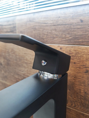 Смеситель для раковины AltroBagno Lamberto 010213 MB AltroBagnoLamberto010213MB фото в интернет-магазине Русалия